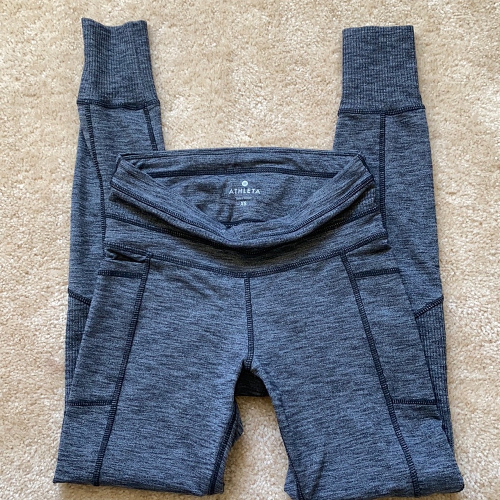 LIKE NEW Athleta 25” Leggings -  XS